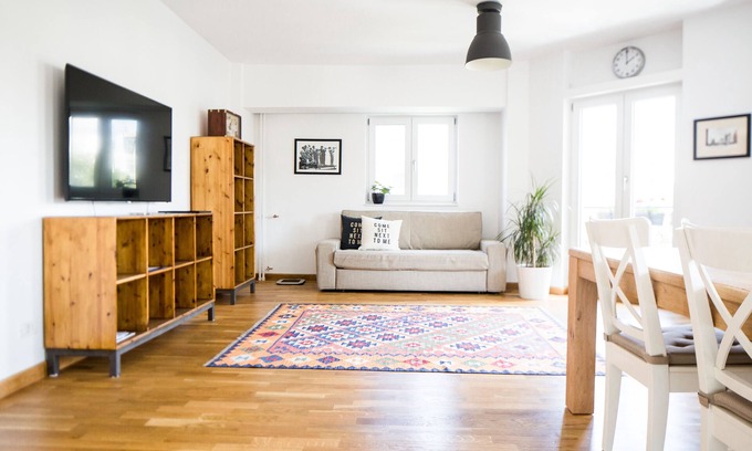 Bucharest City-Centre Apartment | Diana's flat No 1 Bucharest - near Old City