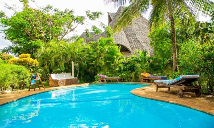 Galu Cottage | Diani Beach Holiday cottages, only 10min walk to the most beautiful Diani Beach.