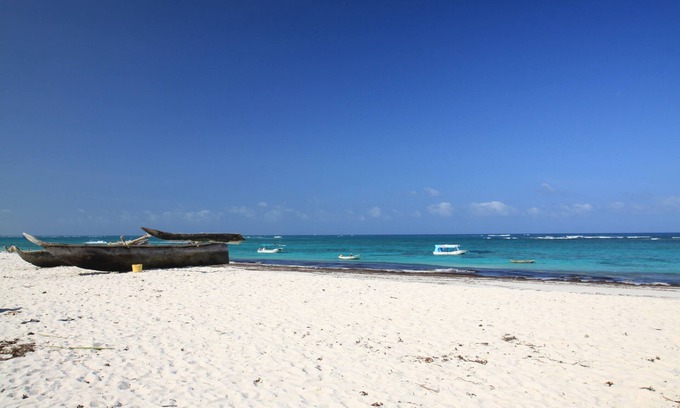 Diani Beach Apartment | Diani Beachfront Paradise