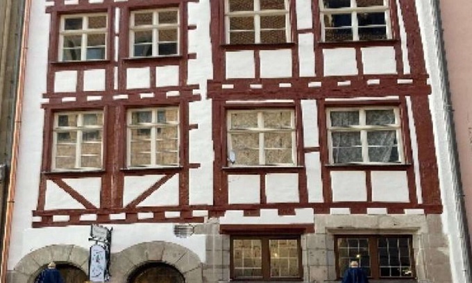 Nuremberg Old Town Apartment | DIe Baumwolle. etsablishes 1430 one of the oldest houses in nuremberg