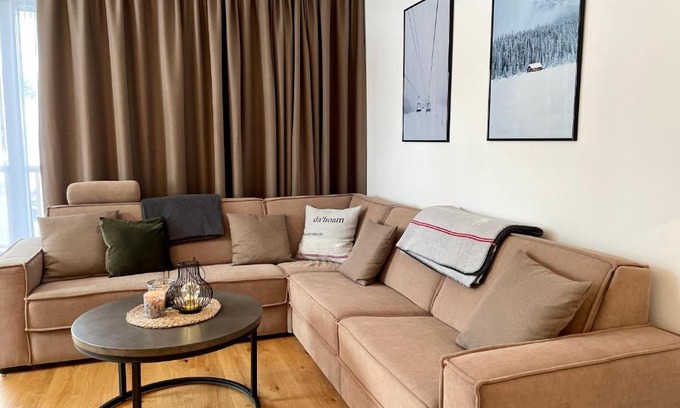 Tauplitz Apartment | die Tauplitz Lodges - Alm Lodge A8 by AA Holiday Homes