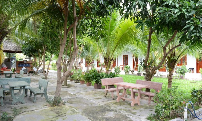 East Ham Tien Beach House | Diem Lien Guesthouse