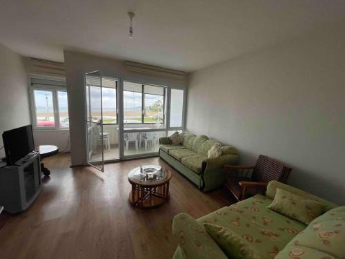 Dikili Apartment | Dikili Sahilde Denize Sıfır Daire