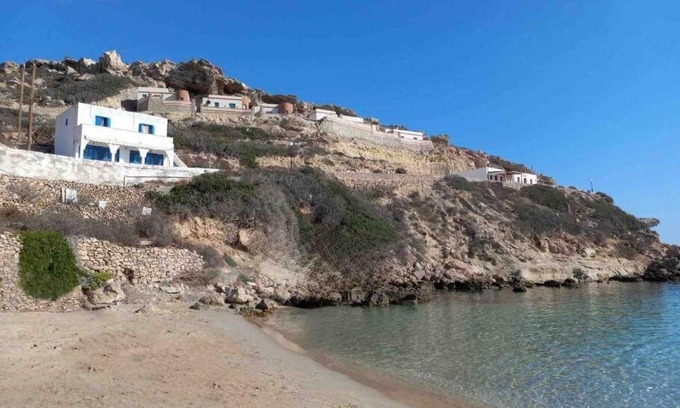 Lefkos House | Dina's Beach House