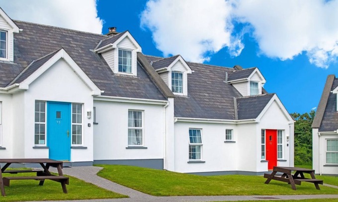 Dingle House | Dingle Harbour Cottages (3 Bed - Sleeps 7)