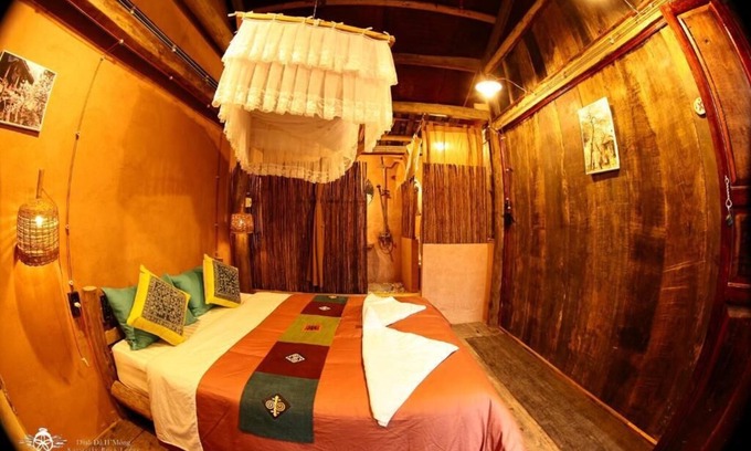 Dong Van Hotel | Dinh Đá H'Mông - Karsterly Rock Lodge