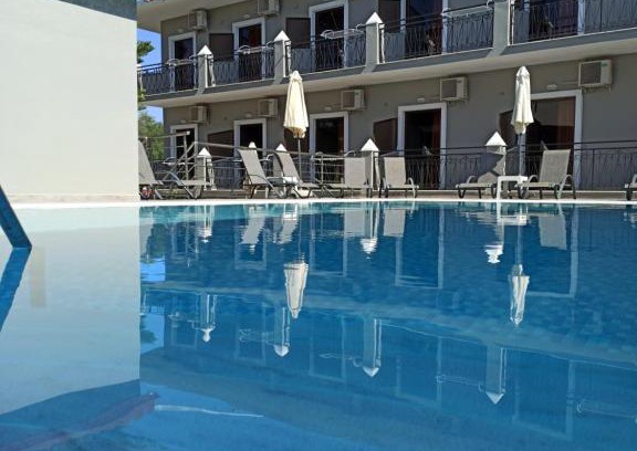 Gouvia Apartment | Dionisos Apts Gouvia by Estia