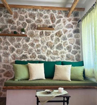 Zagora-Mouresi Apartment | Diporto - The house by the sea