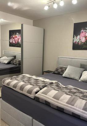 Aubing-Sud Apartment | Direct from Airport connection -One Room apartment with all facilities near S8 Line