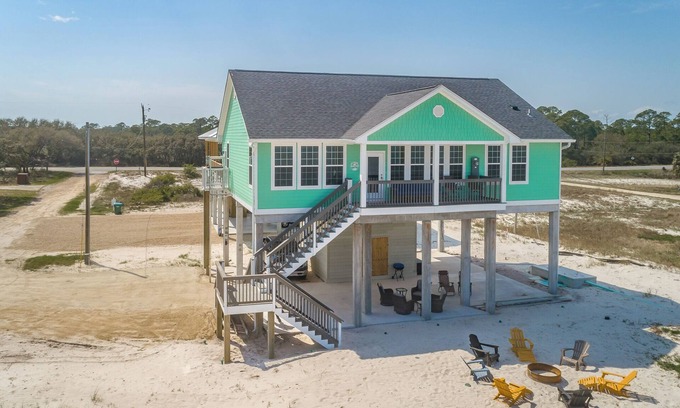 Panacea House | Direct Gulf Frontage - Beach House with Amazing Views, Firepit right on the white sandy beach!