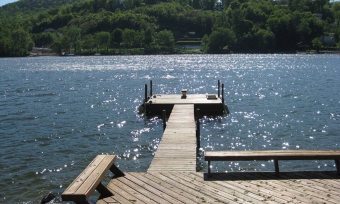 New Milford House | Direct Water Front Home, Private Boat Dock, Kayaks