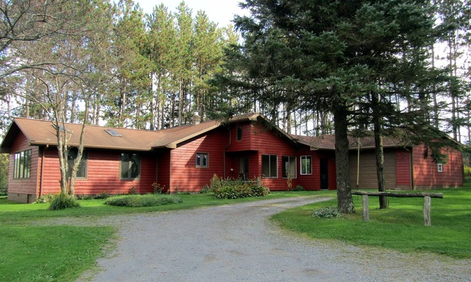 Terra Alta Cottage | Discounted Rates/Whispering Pines/Farm Setting/Catch and Release Pond