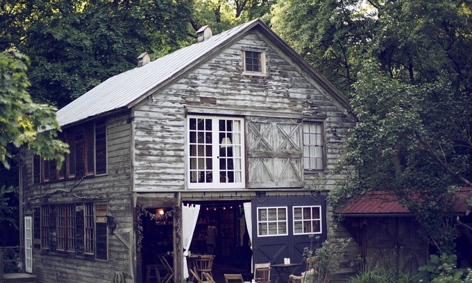 Tivoli House | Discounted Weekly Summer Stays at The Barn in Tivoli