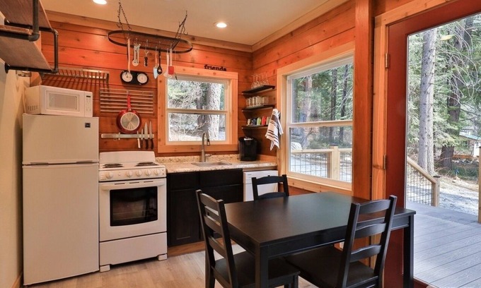 Leavenworth Cabin | Discover Adventure: Tiny Cabin Nestled in the Enchanting North Cascades