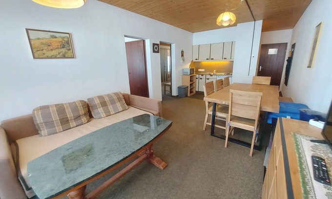 Tauplitz Apartment | Discover Alpine Bliss: Cozy Apartment with Stunning Mountain Views!