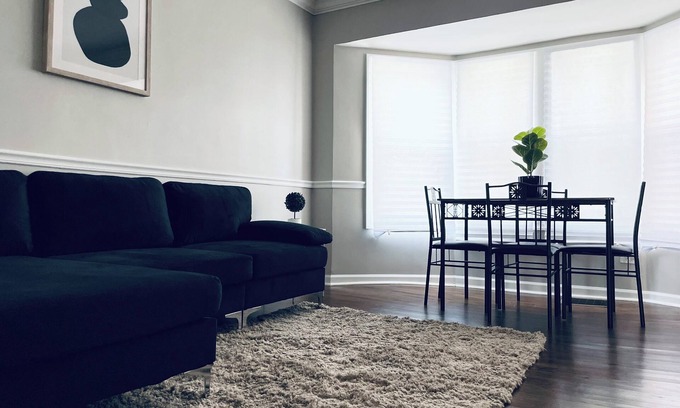 Washington Heights House | Discover Comfort in the Chicago