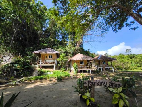 El Nido Cabin | Dive Sibaltan