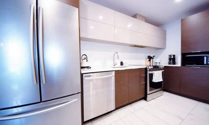 Cote-Des-Neiges—Notre-Dame-De-Grace House | divine 2BR*brand-new*gym*wifi