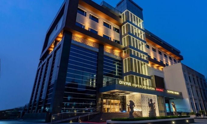 Kurukshetra Hotel | Divine Clarks Inn Suites