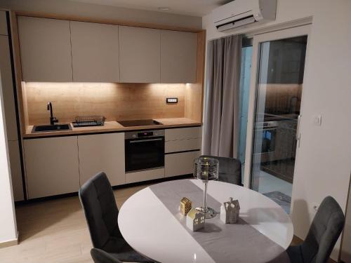 Imotski Apartment | Divna