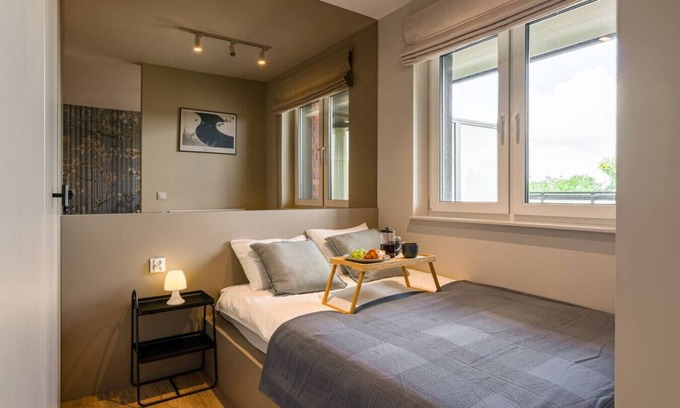 Srodmiescie Apartment | Dmowskiego Apt - Parking, Balcony - by Rentujemy
