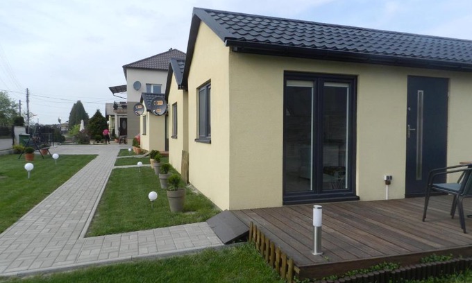 Zator House | Dobranocka - pokoje i całoroczne domki blisko Energylandii