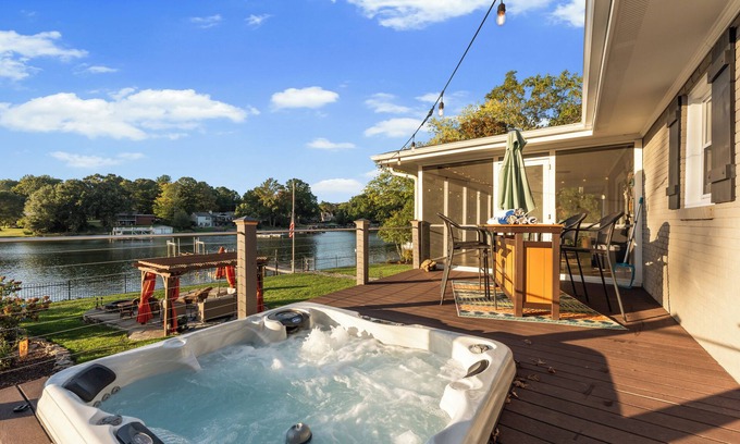 Westport House | Dock, Hot Tub & Kayaks on Lake Norman | Lakeside Gem by AvantStay