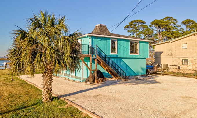 Dauphin Island House | Dog-friendly bayfront duplex with private dock, 2 boat slips, kayaks, bay views