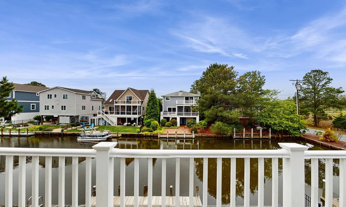 South Bethany Harbor House | Dog-friendly house with bay views, spacious layout, & family-friendly amenities