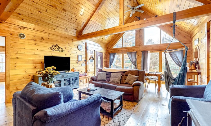 Fryeburg House | Dog-friendly log cabin on 44 acres with woodstove & porch, near lakes/skiing