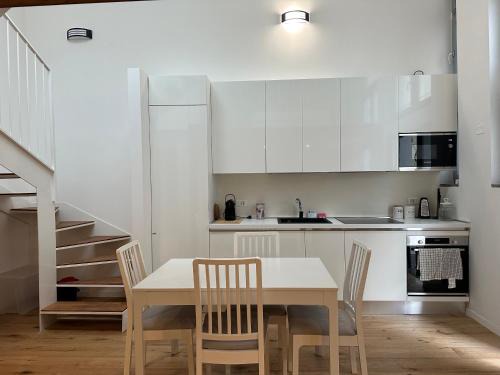 Zona Farini Apartment | DolceLoft Isola