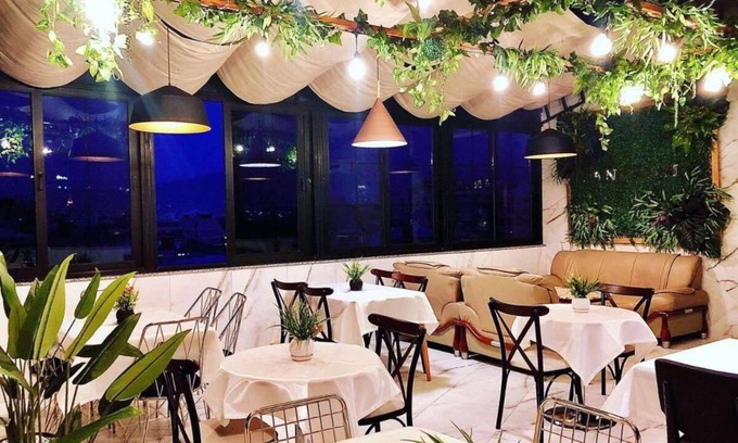 Batumi Hotel | Dolphin hotel