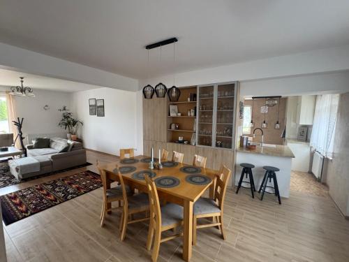 Czarna Dabrowka House | Dom nad jeziorem