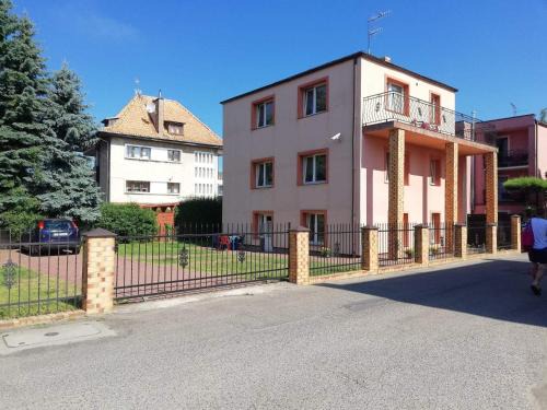 Rewal House | Dom Wczasowy Mateusz