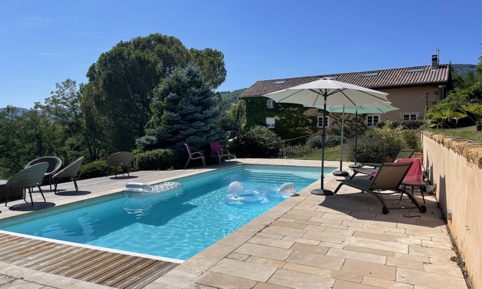 Villie-Morgon House | Domaine Clos D'Ardevel Cru Morgon