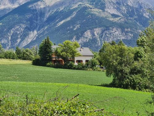 Faucon-de-Barcelonnette Apartment | Domaine des amphores