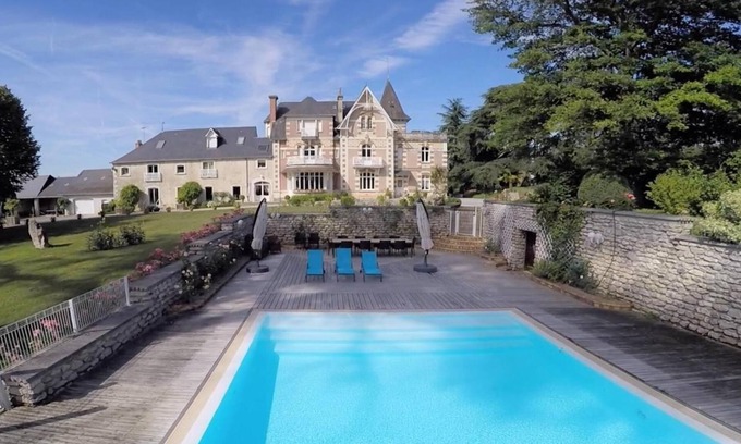 Chatillon-sur-Indre Bed & Breakfast | Domaine de la Poignardiere