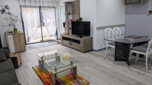 La Roche-sur-Foron Apartment | Domaine de la Griffe - Appartement "Sous Dine"