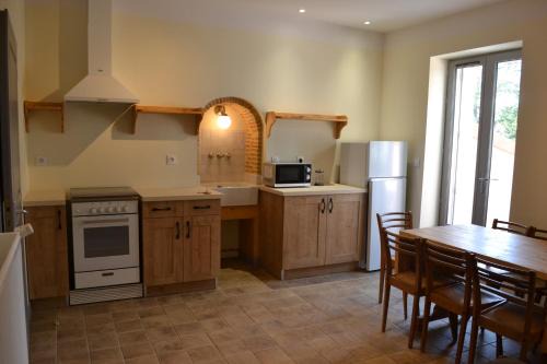 Laparade House | Domaine de Peyreguilhot
