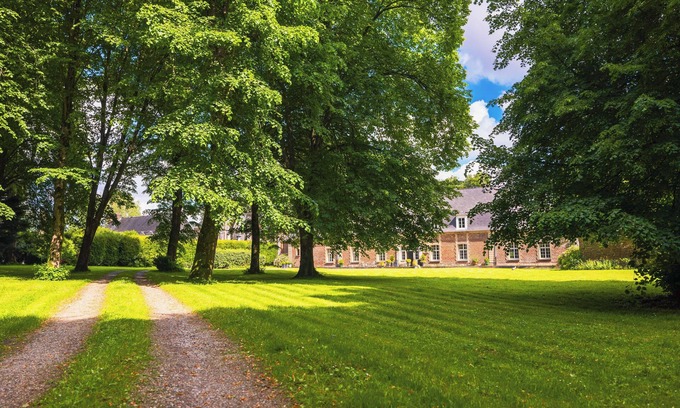 Gouy-Saint-Andre House | Domaine des Chanoines Blancs, swimming pool, bowling green, pottery workshop