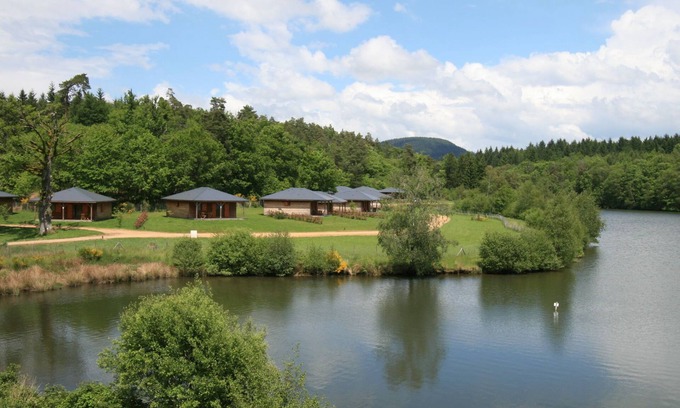 Meyrignac-l'Eglise House | Domaine des Monédières - Chalet 6 pax by Interhome