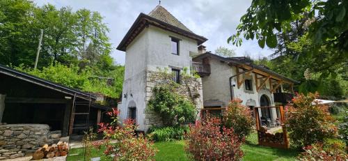 Villy-le-Bouveret House | Domaine des moulins - La tour et son spa