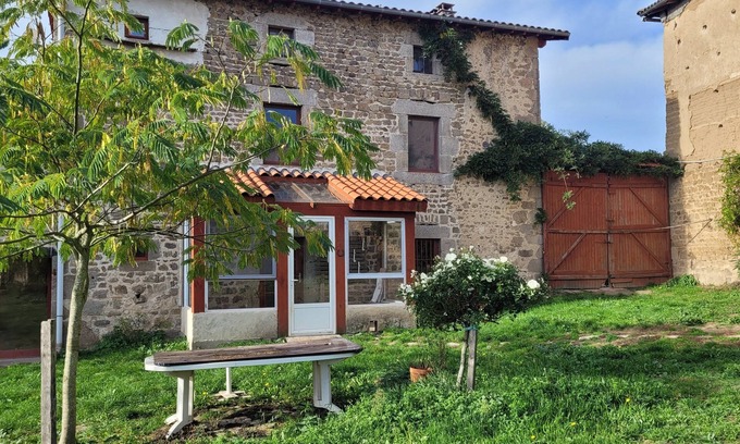 Augerolles House | Domaine du COQ en PAT