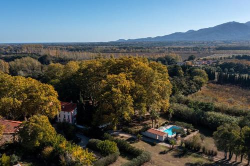 Saint-Genis Bed & Breakfast | Domaine Castell de Blés