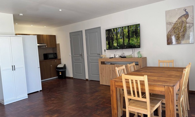 Berre-des-Alpes Apartment | Domaine Le Rocher d'Argent Appart dans domaine Swimming pool & Jacuzzi & Games room