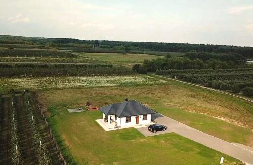 gmina Łoniow House | Domek wśród Jabłonek