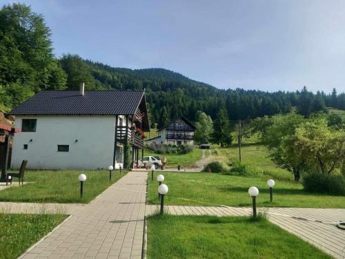 Bistrita Bargaului House | Domeniul Barabuc Colibita
