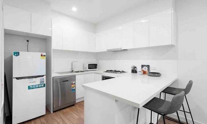 Moorabbin House | Domi Rentals - The Hampton Homes