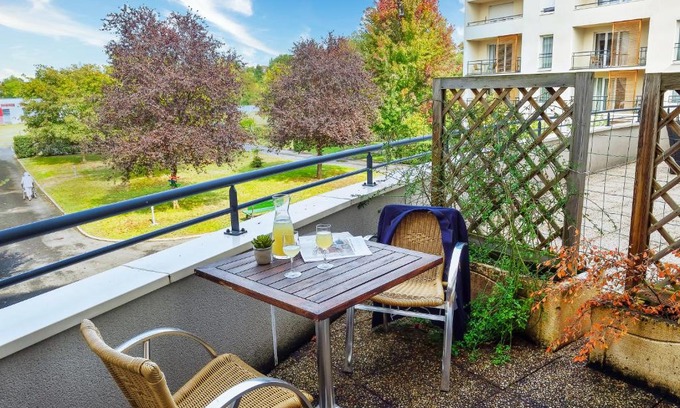 Montlucon Apartment | Domitys Les Rives du Cher