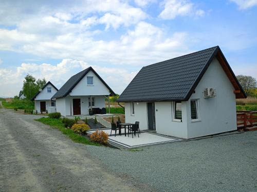 Klodzko Miasto Ski Chalet | Domki Brzezówka nad stawami